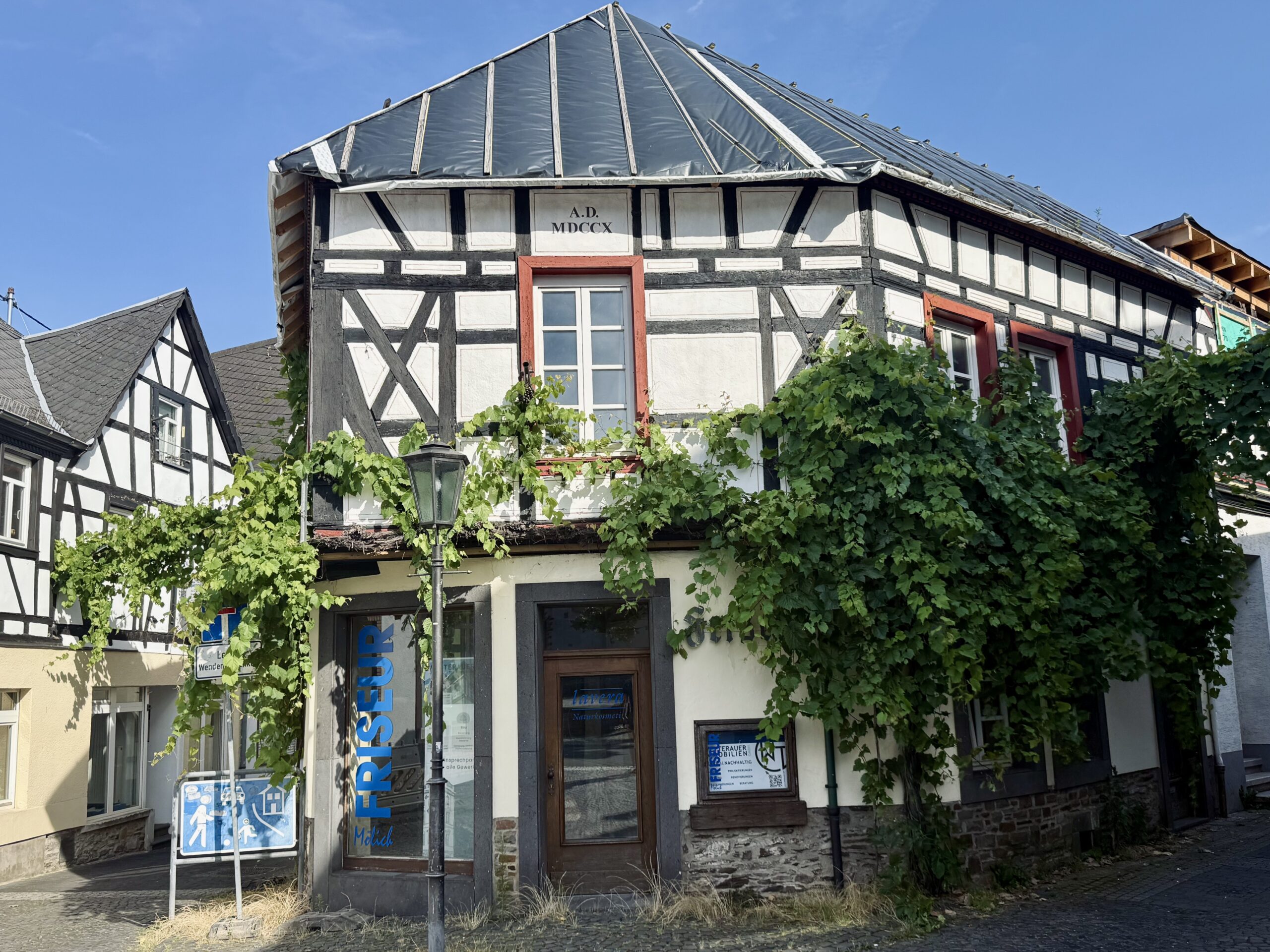 außenansicht-fachwerkhaus-denkmal
